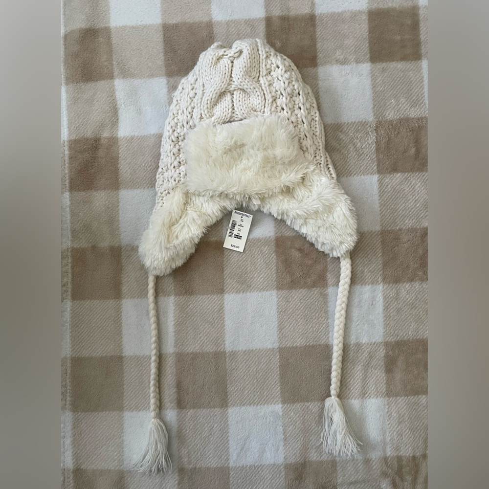 Aeropostale Cream Knit Hat with Ear Flaps One Size NEW WITH TAGS